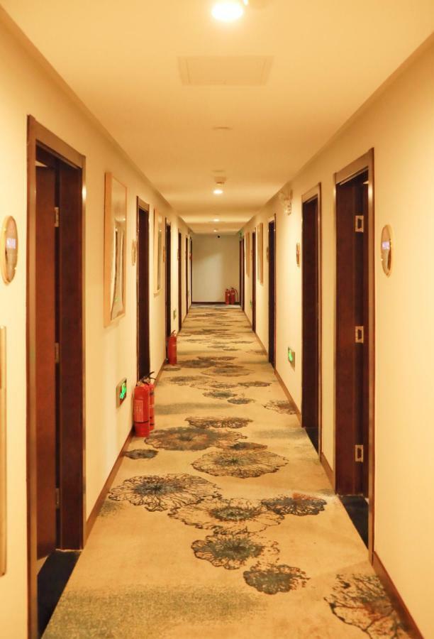 Qinfu Hotel Beijing Nanluogu Lane Houhai エクステリア 写真